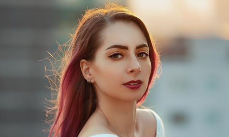 Desde la cárcel, Yoseline Hoffman, acusada de pornografía infantil, reflexiona sobre su pasado y su futuro. Desde la cárcel, Yoseline Hoffman, acusada de pornografía infantil, reflexiona sobre su pasado y su futuro.