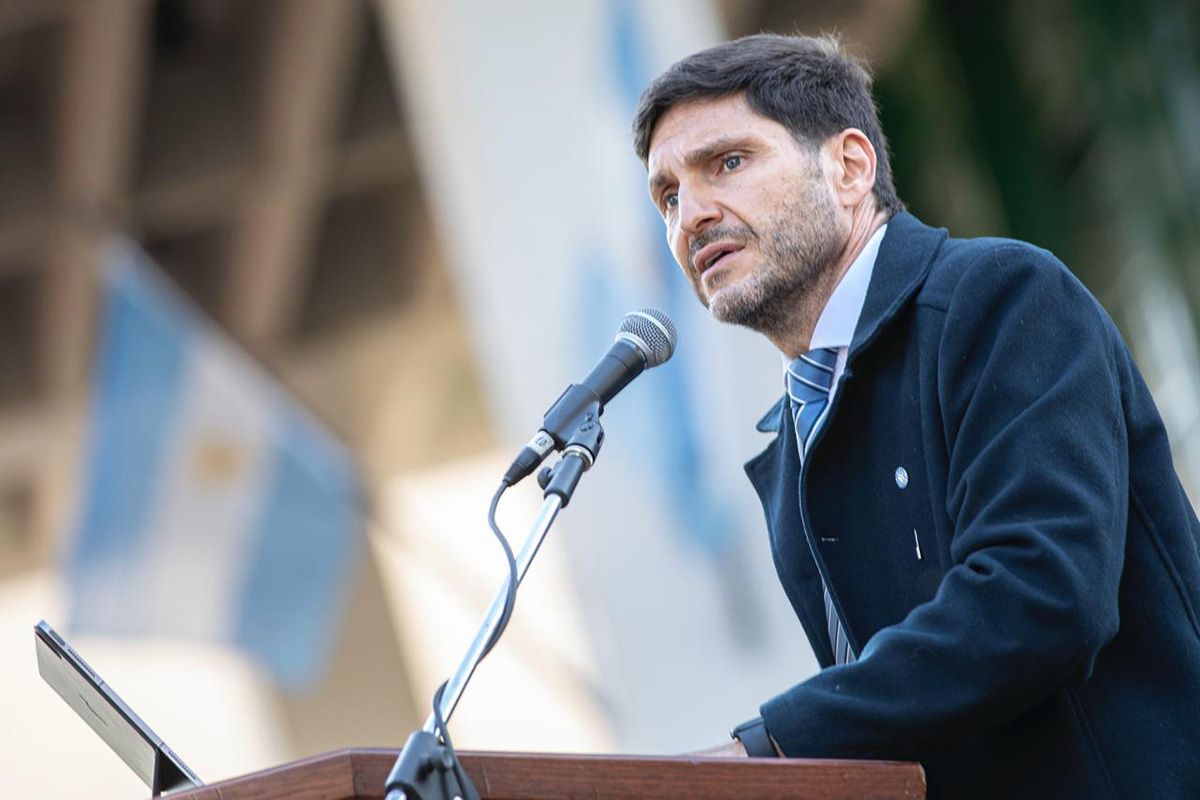 Maximiliano Pullaro reivindicó el legado federal de Santa Fe y llamó a construir "una Nación con libertad e igualdad" Maximiliano Pullaro reivindicó el legado federal de Santa Fe y llamó a construir "una Nación con libertad e igualdad"