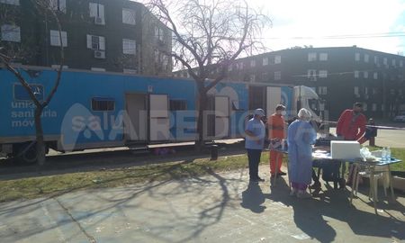 En barrio Centenario la positividad registrada a través del Plan Detectar Federal fue del 32,8%. Se realizaron 128 test rápidos y 48 PCR. En barrio Centenario la positividad registrada a través del Plan Detectar Federal fue del 32,8%. Se realizaron 128 test rápidos y 48 PCR.