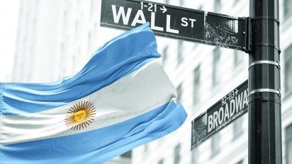 ¿Por     qué el Gobierno celebra la baja del riesgo país y cómo impacta en tu     bolsillo?