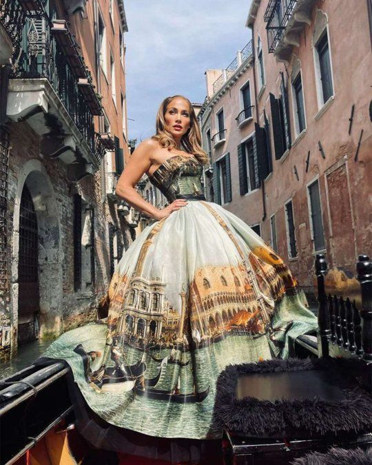 Posó para Dolce & Gabbana en los canales de Venecia. 