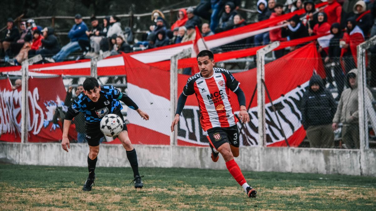 Osvaldo Arroyo, ex Colón de Santa Fe, marcó uno de los goles del rojiblanco. Osvaldo Arroyo, ex Colón de Santa Fe, marcó uno de los goles del rojiblanco.