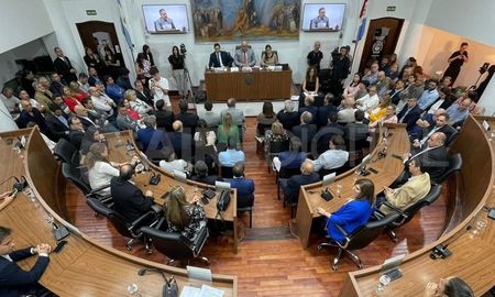 El oficialismo local se quedó con la elección para el Concejo de Santa Fe. El oficialismo local se quedó con la elección para el Concejo de Santa Fe.