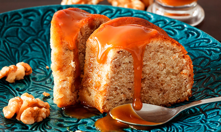 Budín de banana y dulce de leche sin manteca: la receta económica para sorprender en casa Budín de banana y dulce de leche sin manteca: la receta económica para sorprender en casa