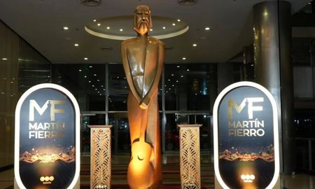 Supuestamente hubo un apasionado encuentro en el Hilton. Supuestamente hubo un apasionado encuentro en el Hilton.