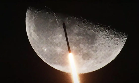 Un fragmento de un cohete de Elon Musk se estrellará en la Luna en marzo Un fragmento de un cohete de Elon Musk se estrellará en la Luna en marzo