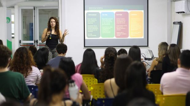 Academia CCU, el programa que ya eligieron más de 10 mil emprendedores para potenciar sus pymes.