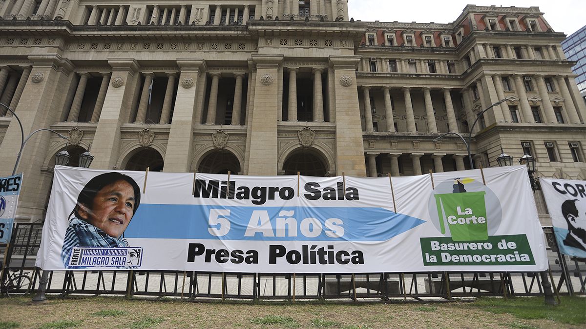 La marcha comenzó a las 11 en el acceso sur de San Salvador de Jujuy y recorrió de manera pacífica distintas calles de la ciudad hasta las 13.30.