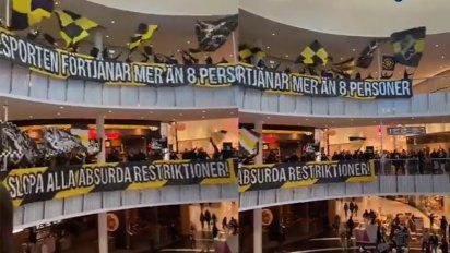 Suecia: hinchas del AIK protestaron en un shopping por las restricciones del gobierno