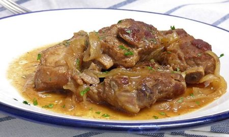 Costillitas a la sidra, by Maru Botana. Costillitas a la sidra, by Maru Botana.