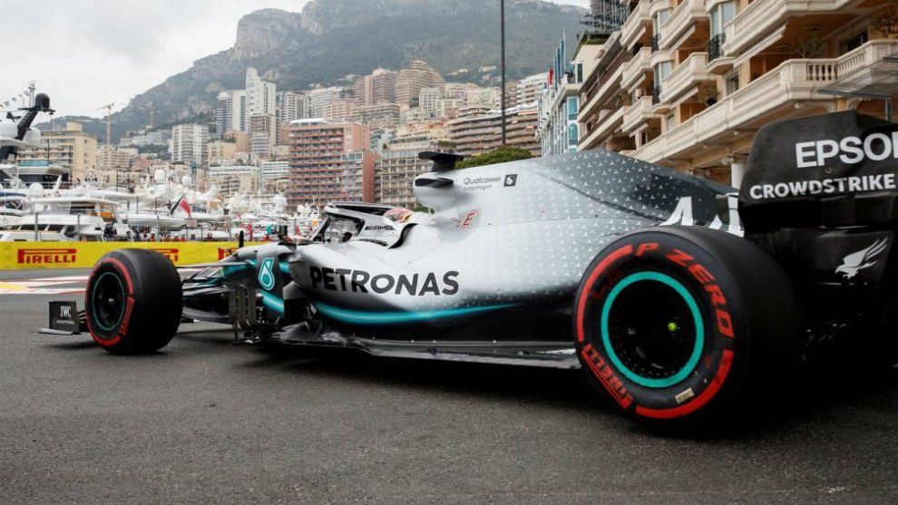 Los Mercedes reafirman su dominio en los libres de Mónaco
