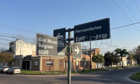 “Todo el tiempo nos apuntaron, fue terrible”, contó la mujer víctima del asalto. “Todo el tiempo nos apuntaron, fue terrible”, contó la mujer víctima del asalto.