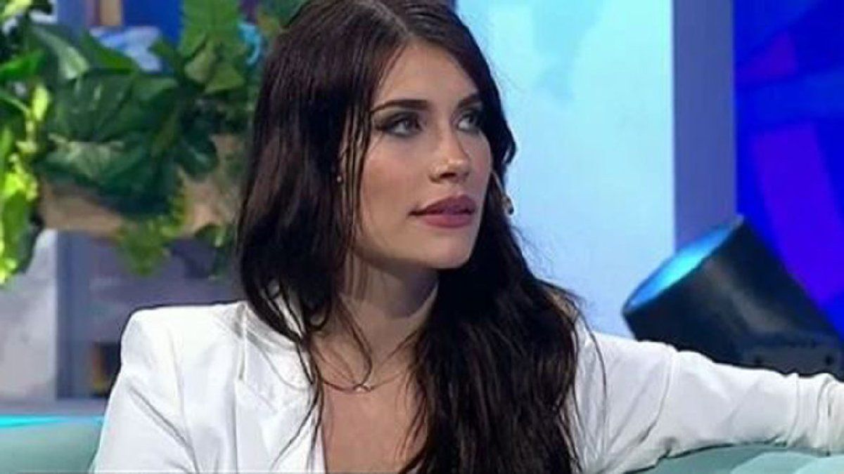 Eva de Dominici evidente en Los Mammones