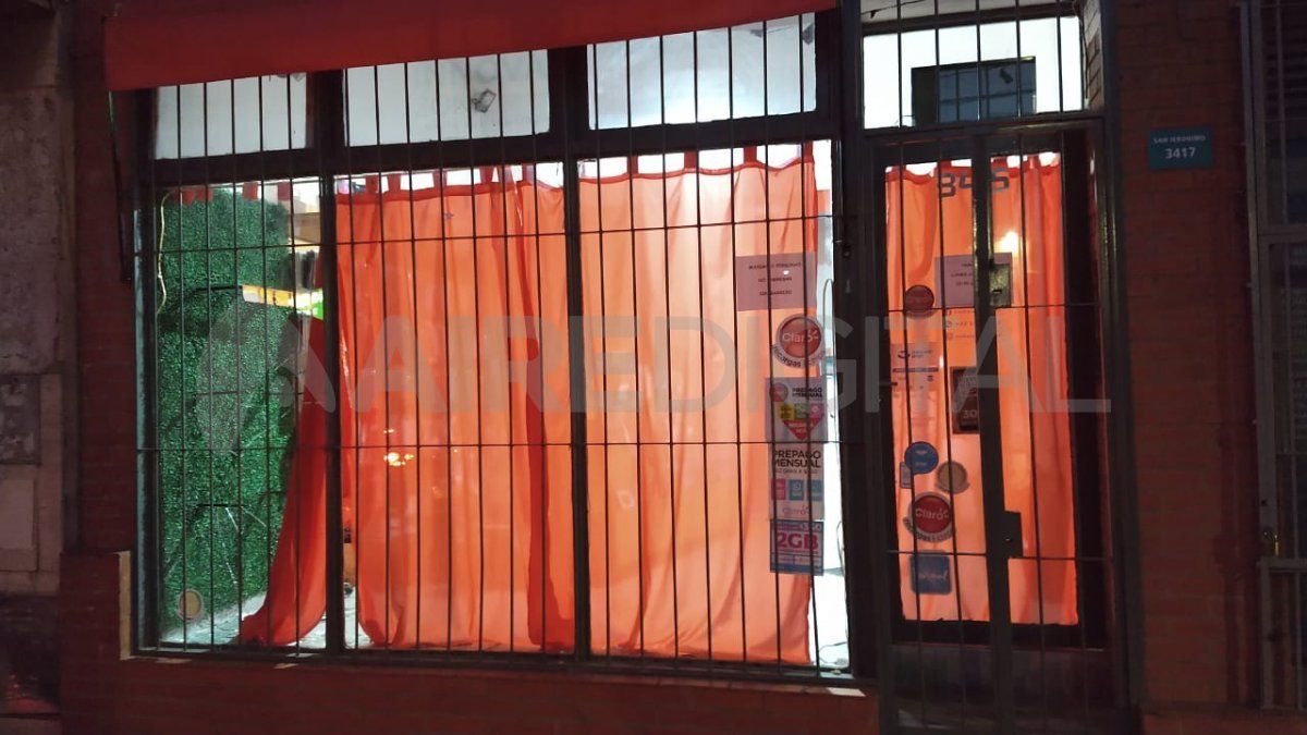 Vandalismo y robo en un negocio ubicado en San Jerónimo 3400.