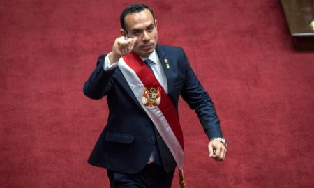 Protesta en Perú: manifestantes recordaron que Jerí fue denunciado por abusos sexuales Protesta en Perú: manifestantes recordaron que Jerí fue denunciado por abusos sexuales