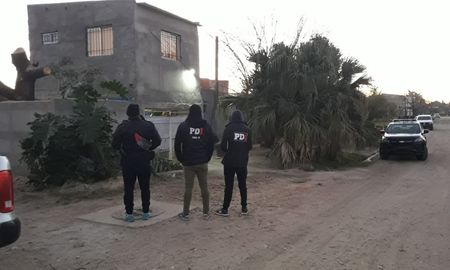 El allanamiento se realizó esta mañana en una vivienda de Pje. Koch El allanamiento se realizó esta mañana en una vivienda de Pje. Koch
