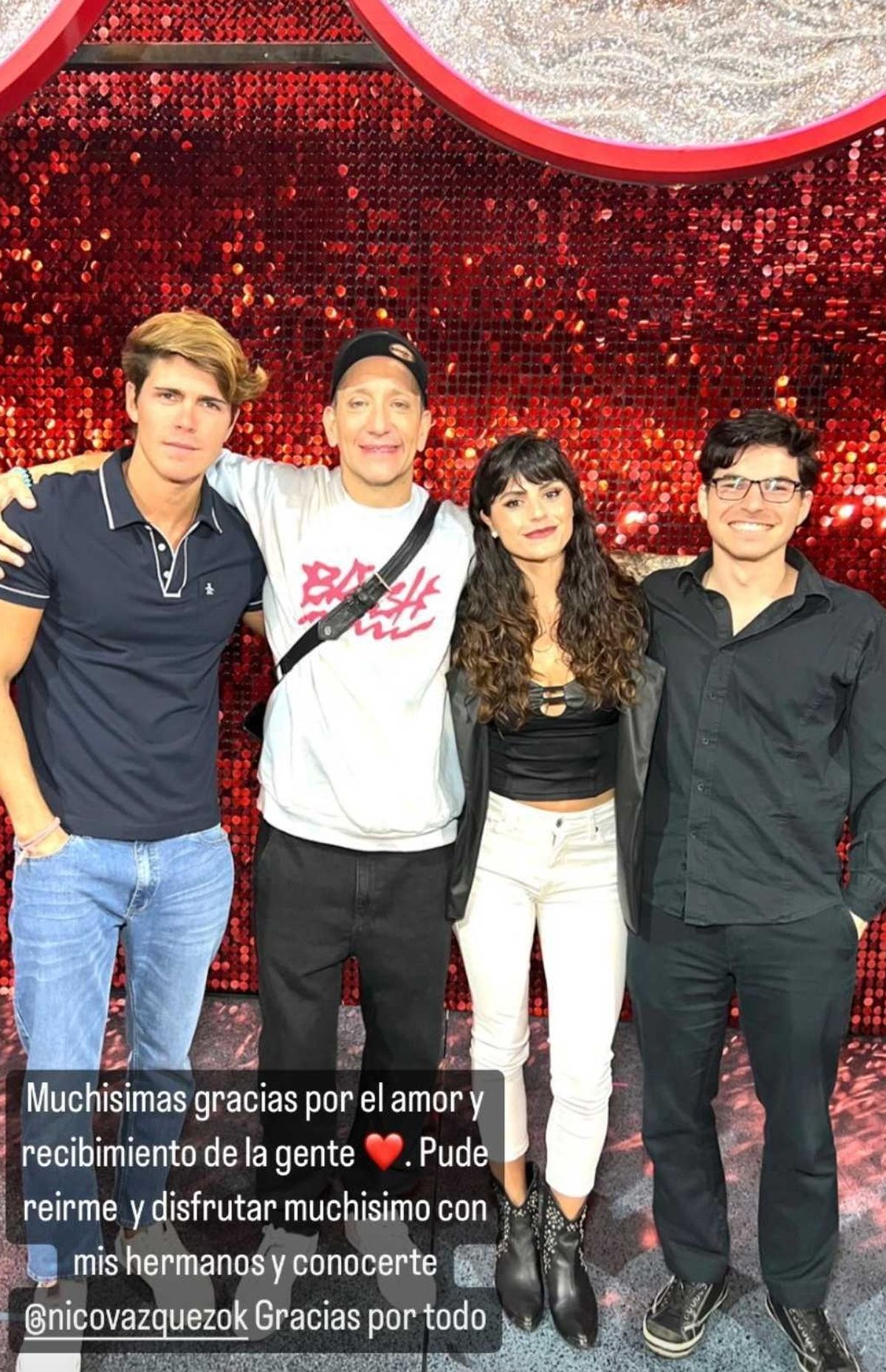 Marcos Ginocchio de Gran Hermano fue a ver a Nico Vázquez al teatro.