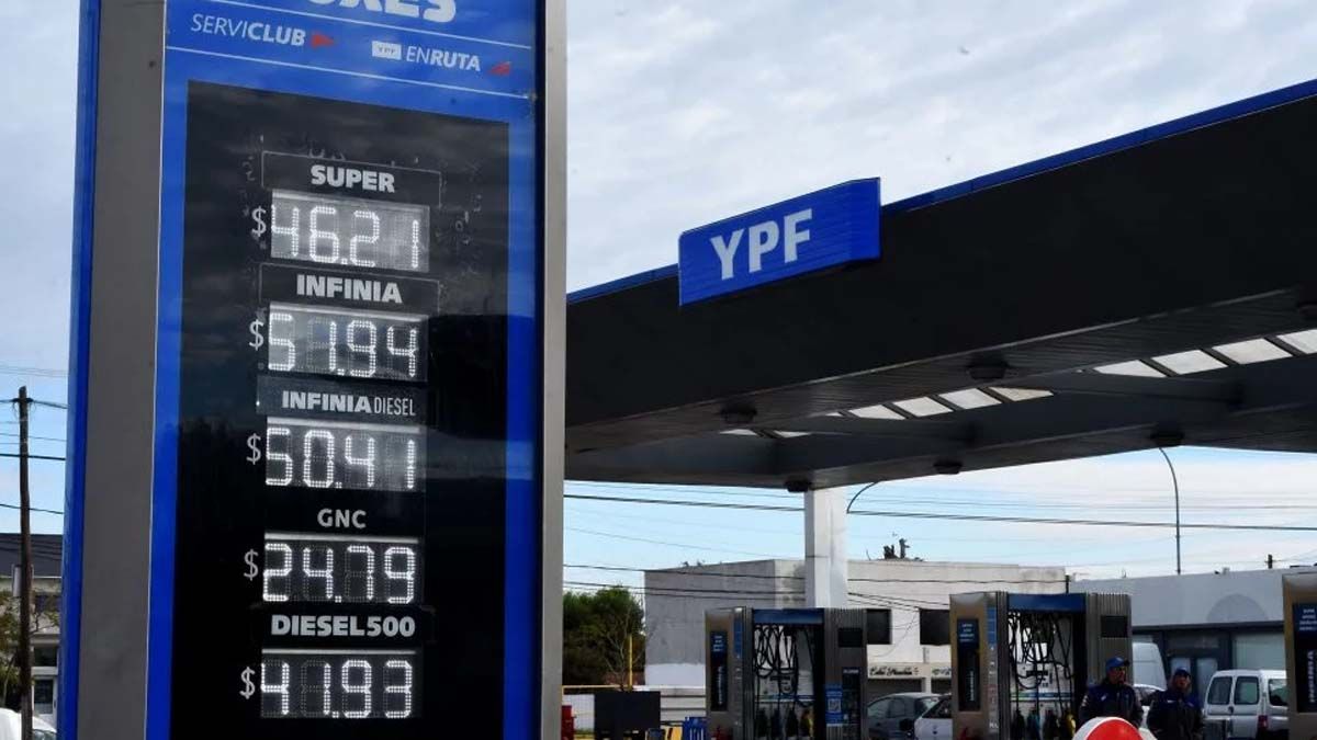 YPF suspendió la suba del 5% en los combustibles