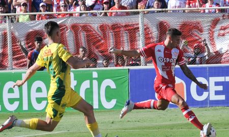 El Club Atlético Unión vendió a Gastón González al Orlando City de la MLS, pero el atacante permanecerá en Santa Fe hasta mayo de 2022. El Club Atlético Unión vendió a Gastón González al Orlando City de la MLS, pero el atacante permanecerá en Santa Fe hasta mayo de 2022.