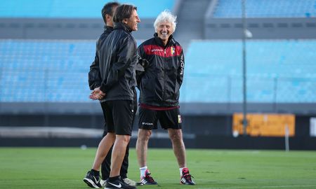 José Néstor Pekerman, DT de Venezuela, no podrá contar con algunas de sus figuras para visitar este viernes a la Selección de fútbol de Argentina. José Néstor Pekerman, DT de Venezuela, no podrá contar con algunas de sus figuras para visitar este viernes a la Selección de fútbol de Argentina.