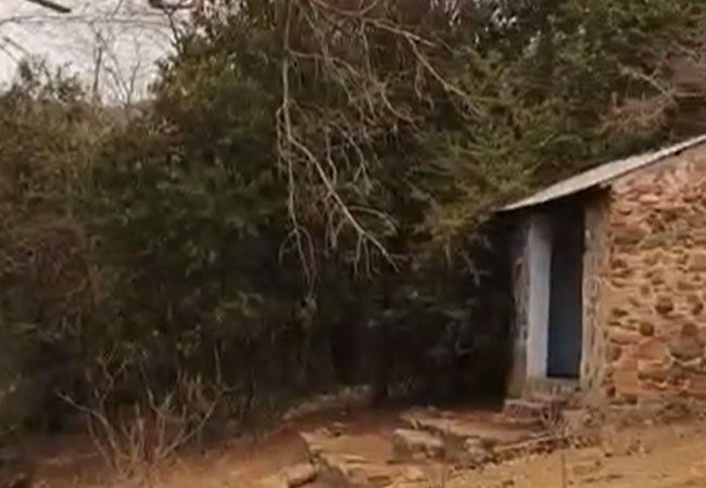 La gruta de la Virgen de Lourdes se salvó del fuego arrasador en Córdoba