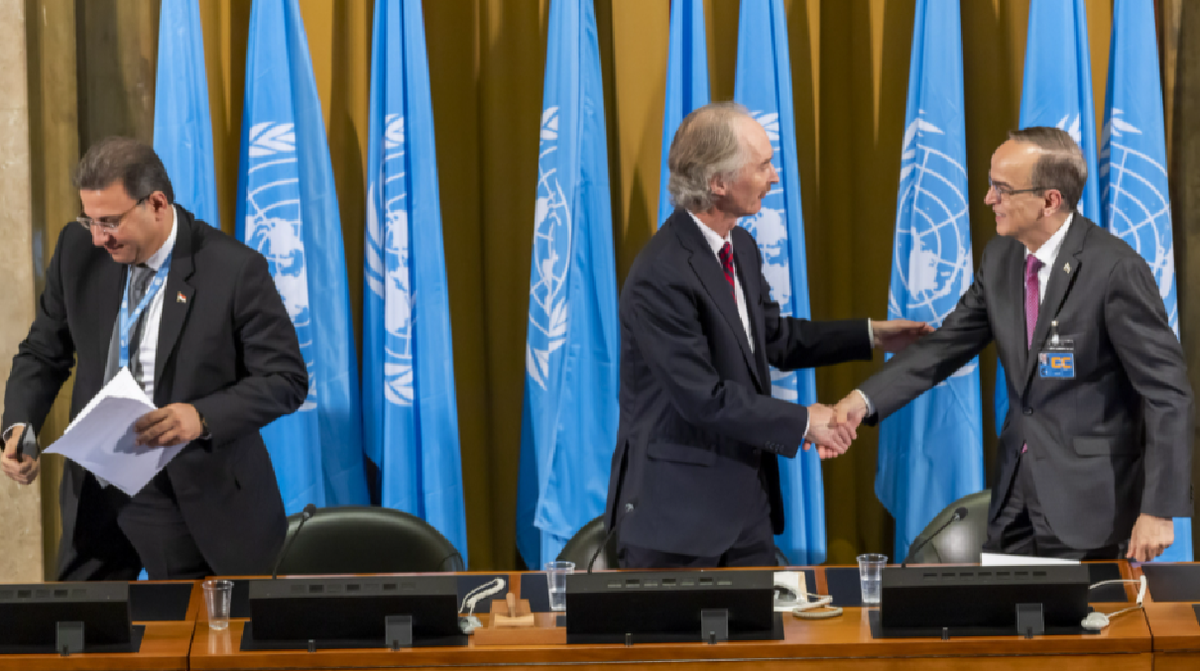 En el actual proceso en el que se har&aacute; el borrador de la reforma constitucional participan 45 personas.