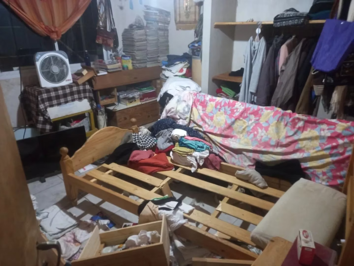 La señora de 73 años vivía junto a su nieto de 16 años, el cual tiene a los padres presos por homicidio y robo calificado.