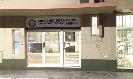 Robo en en Sindicato de la Carne: los ladrones se llevaron un televisor de 42 pulgadas Robo en en Sindicato de la Carne: los ladrones se llevaron un televisor de 42 pulgadas