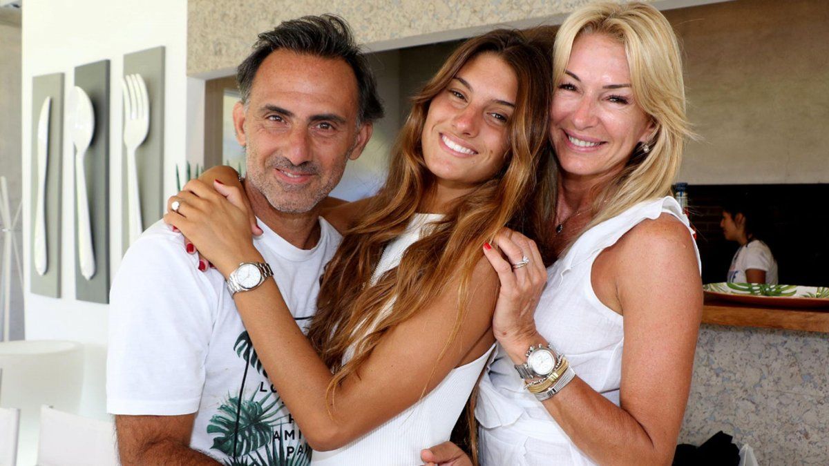 Diego, Lola y Yanina Latorre aislados. 