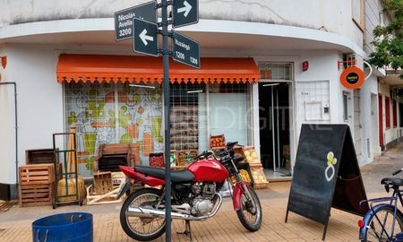 robaron en una verduleria de barrio candioti sur: se llevaron de todo menos comida robaron en una verduleria de barrio candioti sur: se llevaron de todo menos comida