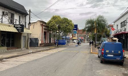 El hecho ocurrió alrededor de las 6 mañana en inmediaciones de 25 de Mayo y Almirante Brown. El hecho ocurrió alrededor de las 6 mañana en inmediaciones de 25 de Mayo y Almirante Brown.