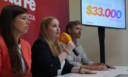 Se presentó “Complemento Útiles”, dirigido a los empleados de la Provincia que tengan hijos en edad escolar. Se presentó “Complemento Útiles”, dirigido a los empleados de la Provincia que tengan hijos en edad escolar.
