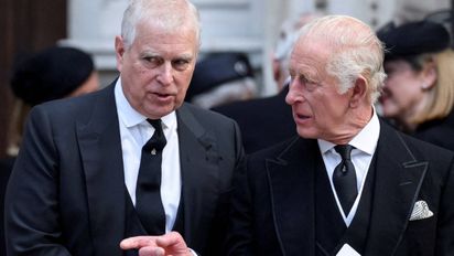 El duro futuro que enfrenta el rey Carlos III tras la detención de su hermano por el caso Jeffrey Epstein