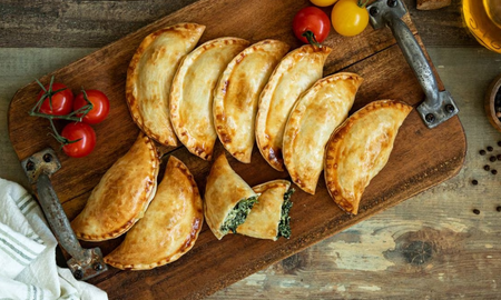 Cómo hacer empanadas de pollo, espinaca y salsa blanca en casa: la receta fácil para una cena deliciosa Cómo hacer empanadas de pollo, espinaca y salsa blanca en casa: la receta fácil para una cena deliciosa