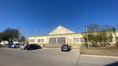 Encontraron 16 bochas de droga en la mochila de una alumna de 3° grado de la Escuela Simón Bolívar: qué dijo la madre de la nena