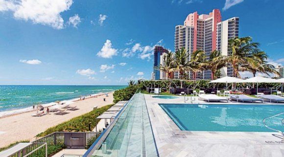 El departamento de Lionel Messi, tiene vista al Océano Atlántico.