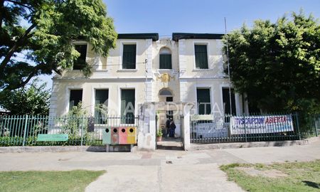 ladrones sin cuarentena: en un mes robaron nueve veces en dos escuelas ladrones sin cuarentena: en un mes robaron nueve veces en dos escuelas
