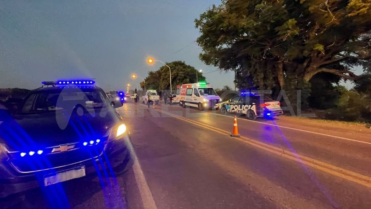 Un accidente de tránsito entre dos autos tuvo lugar en la ruta 11