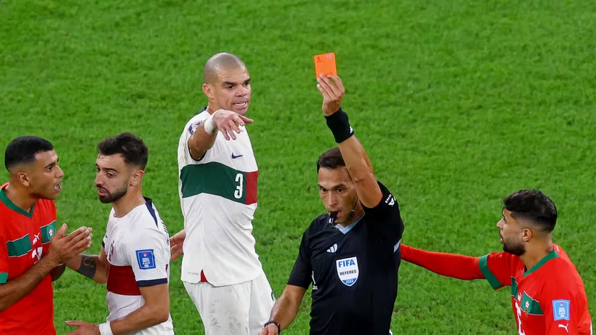 Facundo Tello el elegido. Tres árbitros argentinos elegidos para la Eurocopa 2024 que se disputará en Alemania. Facundo Tello el elegido. Tres árbitros argentinos elegidos para la Eurocopa 2024 que se disputará en Alemania.