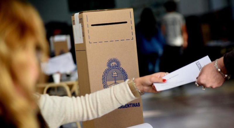 Si no figuras en el padrón, puedes presentar un reclamo para corregir los datos antes de los próximos comicios. Si no figuras en el padrón, puedes presentar un reclamo para corregir los datos antes de los próximos comicios.