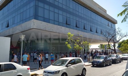 Los turnos para hisopados en el Cemafe se obtienen a través del número 0800 555 6549. Los turnos para hisopados en el Cemafe se obtienen a través del número 0800 555 6549.