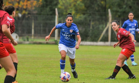 Unión está imparable en la Primera B del fútbol femenino. Unión está imparable en la Primera B del fútbol femenino.