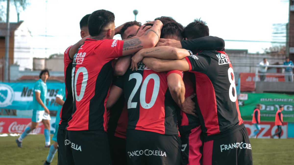 El futbolista que se va de Colón en este mercado de pases: continuará su carrera en el exterior