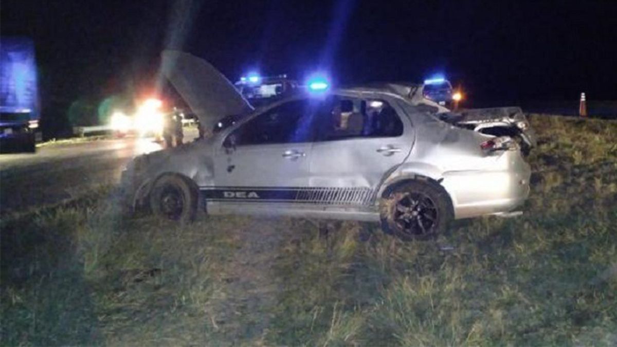 El auto dio varios tumbos