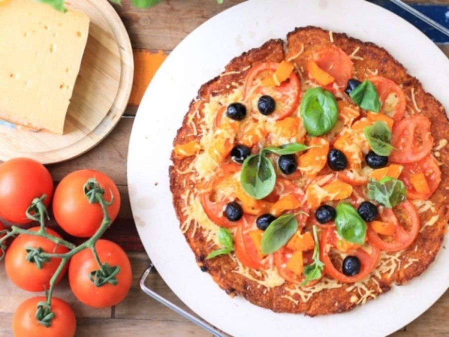 Una pizza exquisita con masa de zanahorias y sin TACC