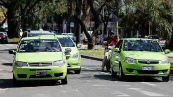Desregulan el servicio de taxis y remises en Santa Fe: los seis cambios más importantes