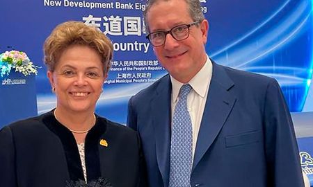 La titular del banco de los BRICS, Dilma Rousseff, y el presidente del BCRA, Miguel Pesce, en China. La titular del banco de los BRICS, Dilma Rousseff, y el presidente del BCRA, Miguel Pesce, en China.