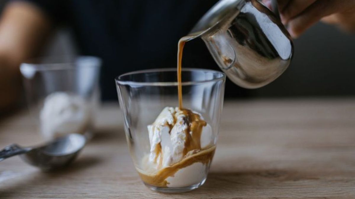 El affogato se destaca por su simpleza a la hora de prepararlo. El affogato se destaca por su simpleza a la hora de prepararlo.