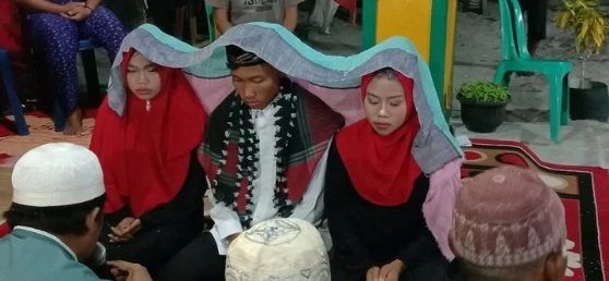 indonesia dos novias.jpg