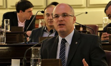 ?algunos duenos de las art son amigos de este gobierno de empresarios? ?algunos duenos de las art son amigos de este gobierno de empresarios?